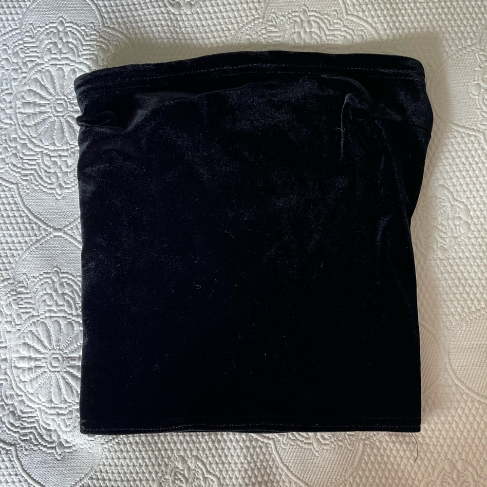 JESSICA MCCLINTOCK - Black Velour Tubetop